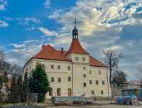 Hrobčice-Mirošovice | Záchrana renesančního zámku